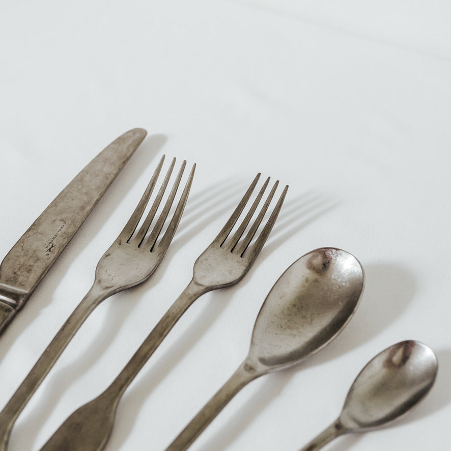 June Vintage Cutlery - 5 Piece Set