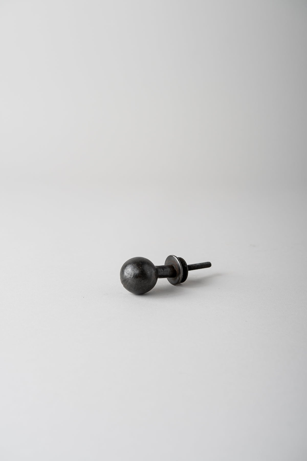 June Bola Simple Knob, Matte Black - Small