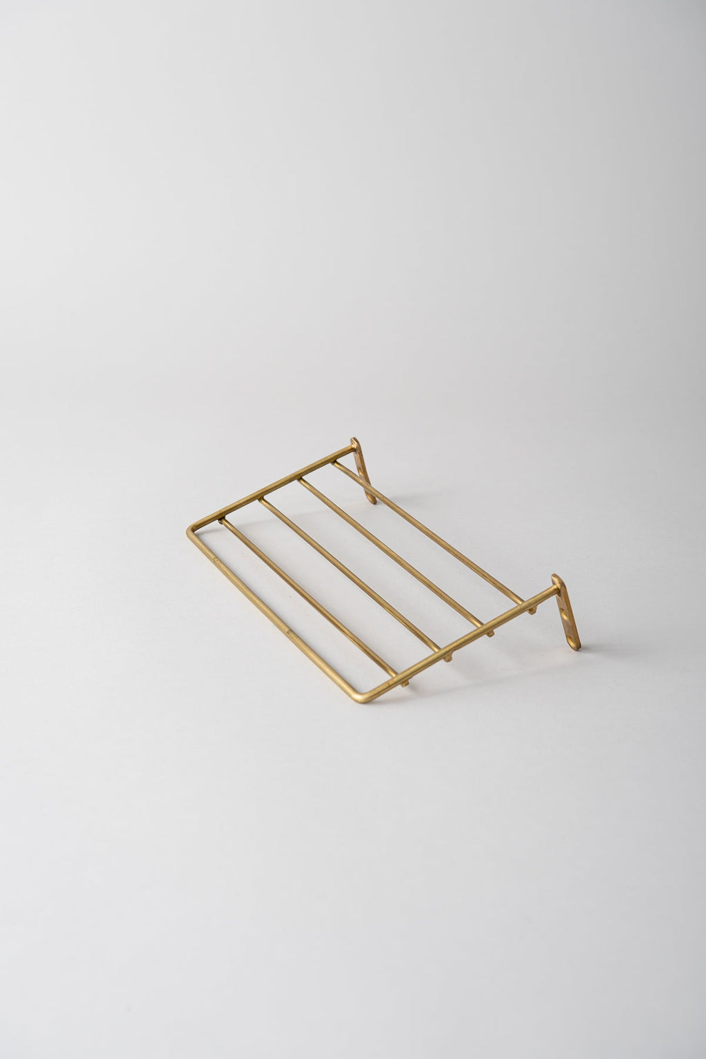 brass wire shelf