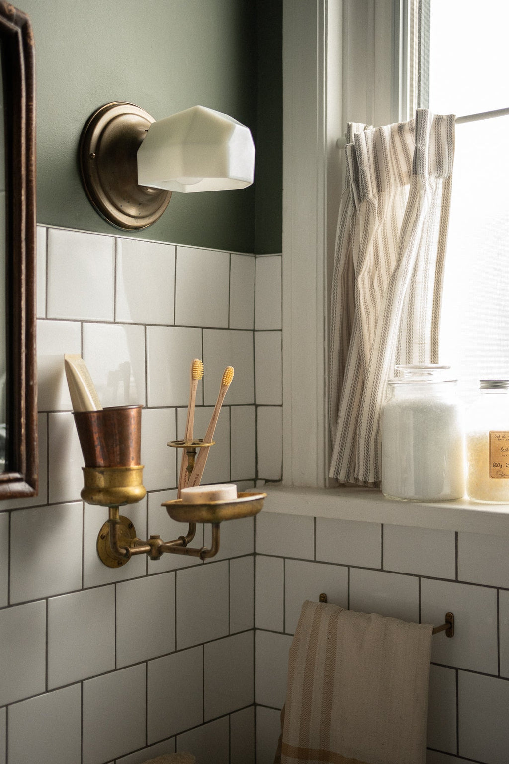 Wall Mounted Bath Trio