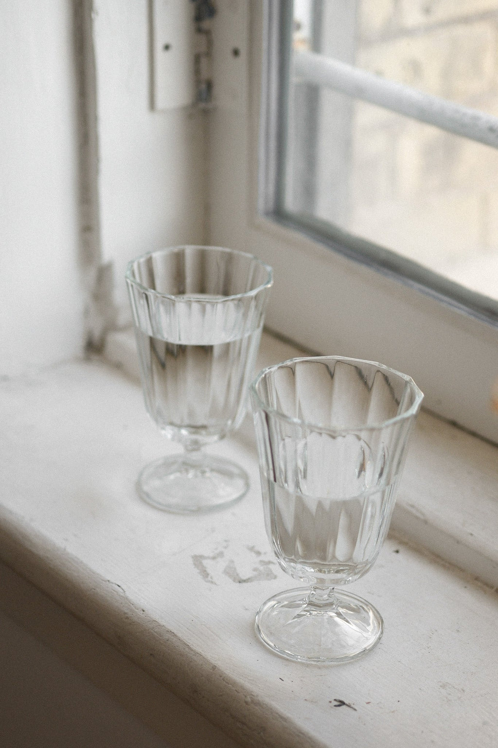 June Anna Water Glass