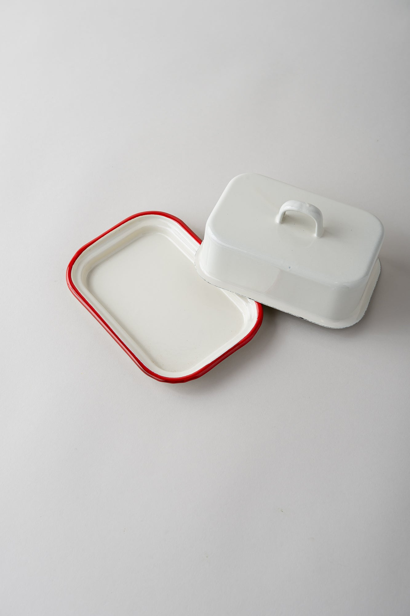 June Enamel Butter Dish - Bordeaux