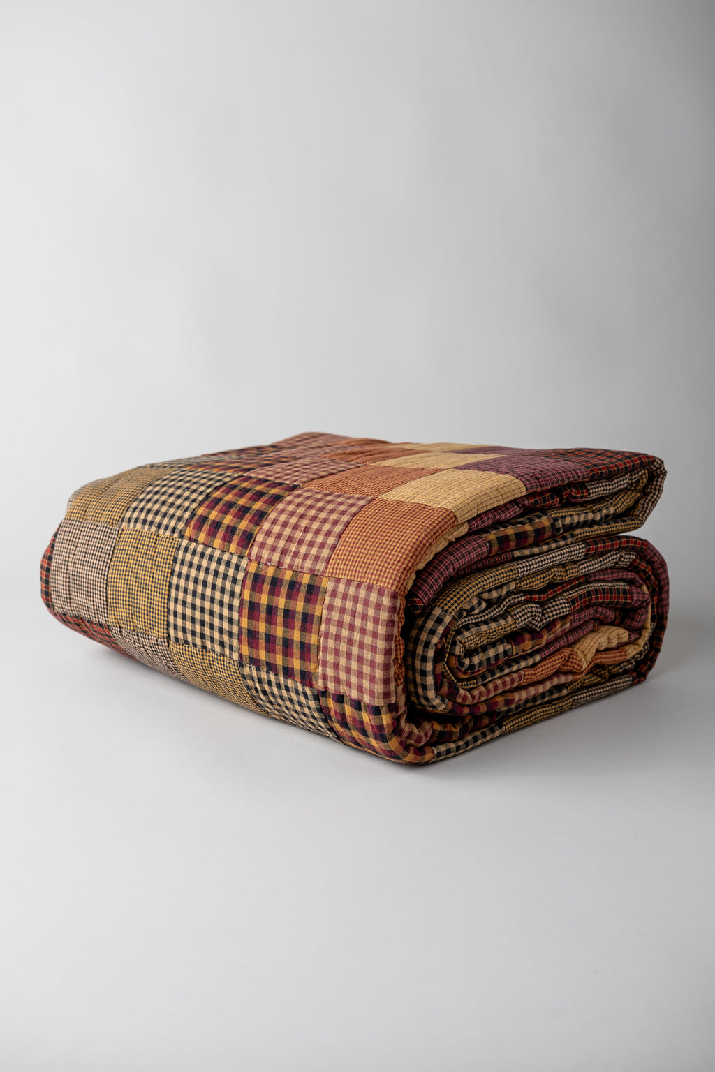 June Heritage Patchwork Cotton Quilt - Cherrywood