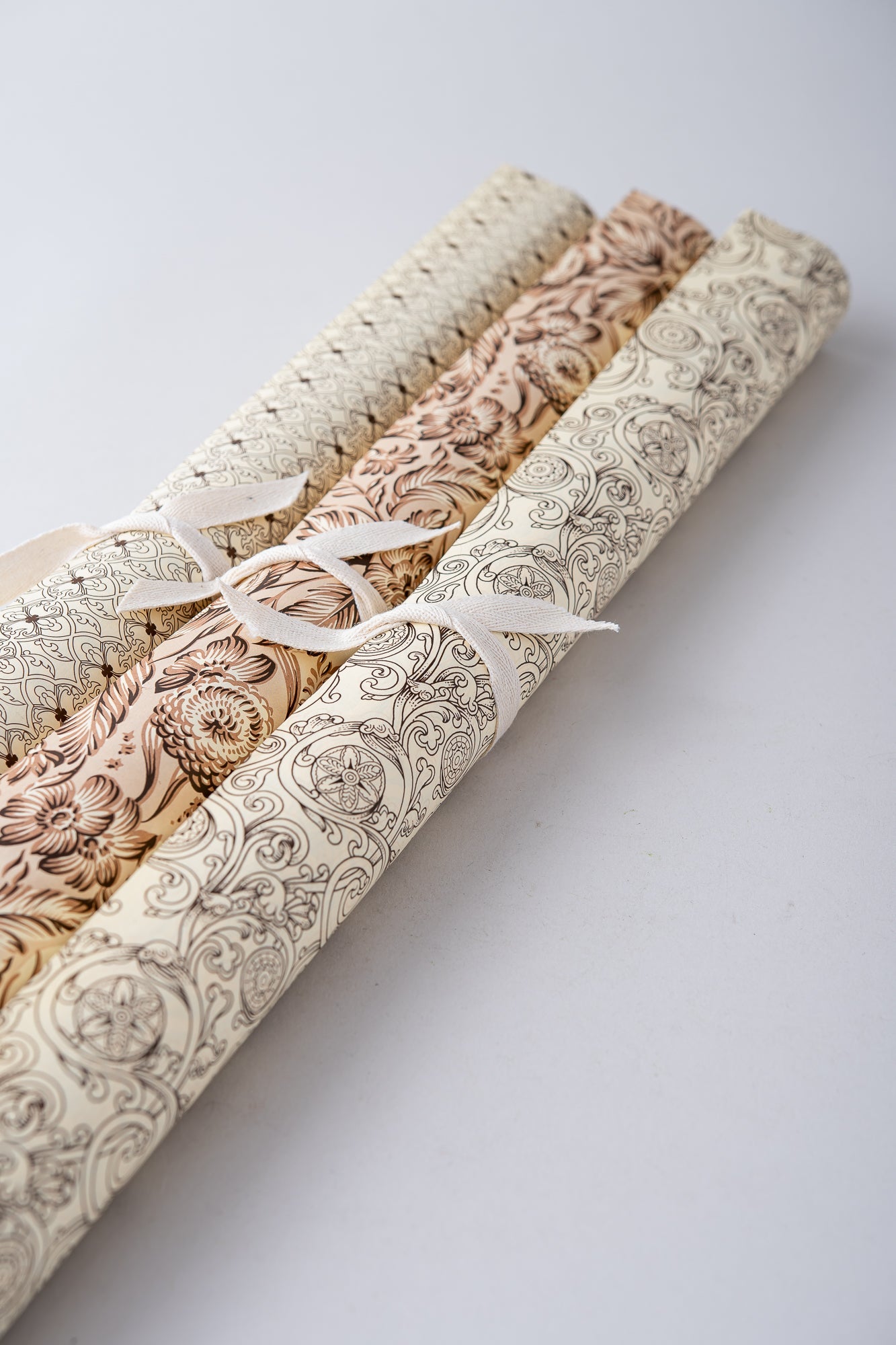 June Italian Wrapping Paper Sheet - set of 3 - Brown