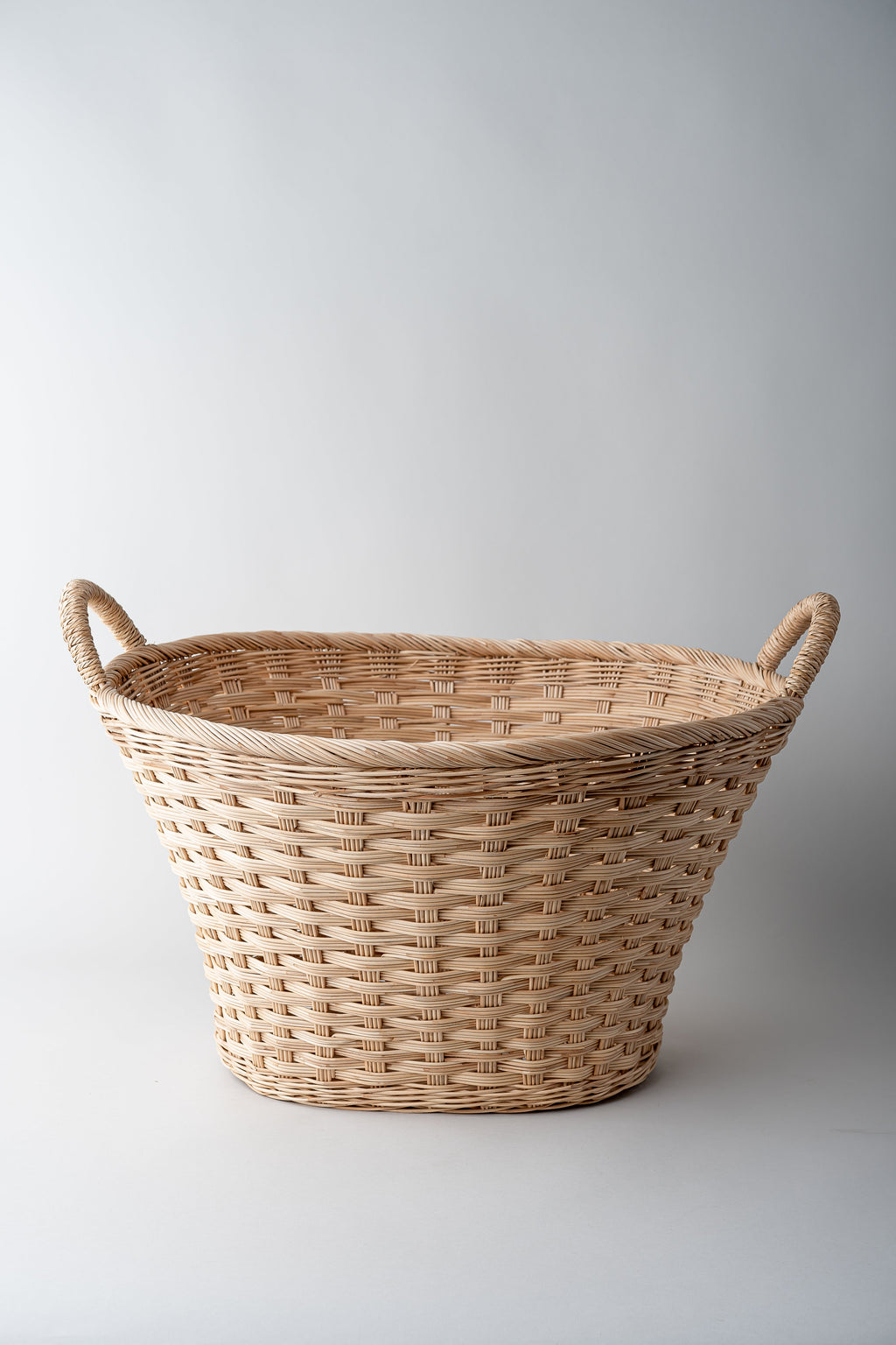 June large oval hamper basket