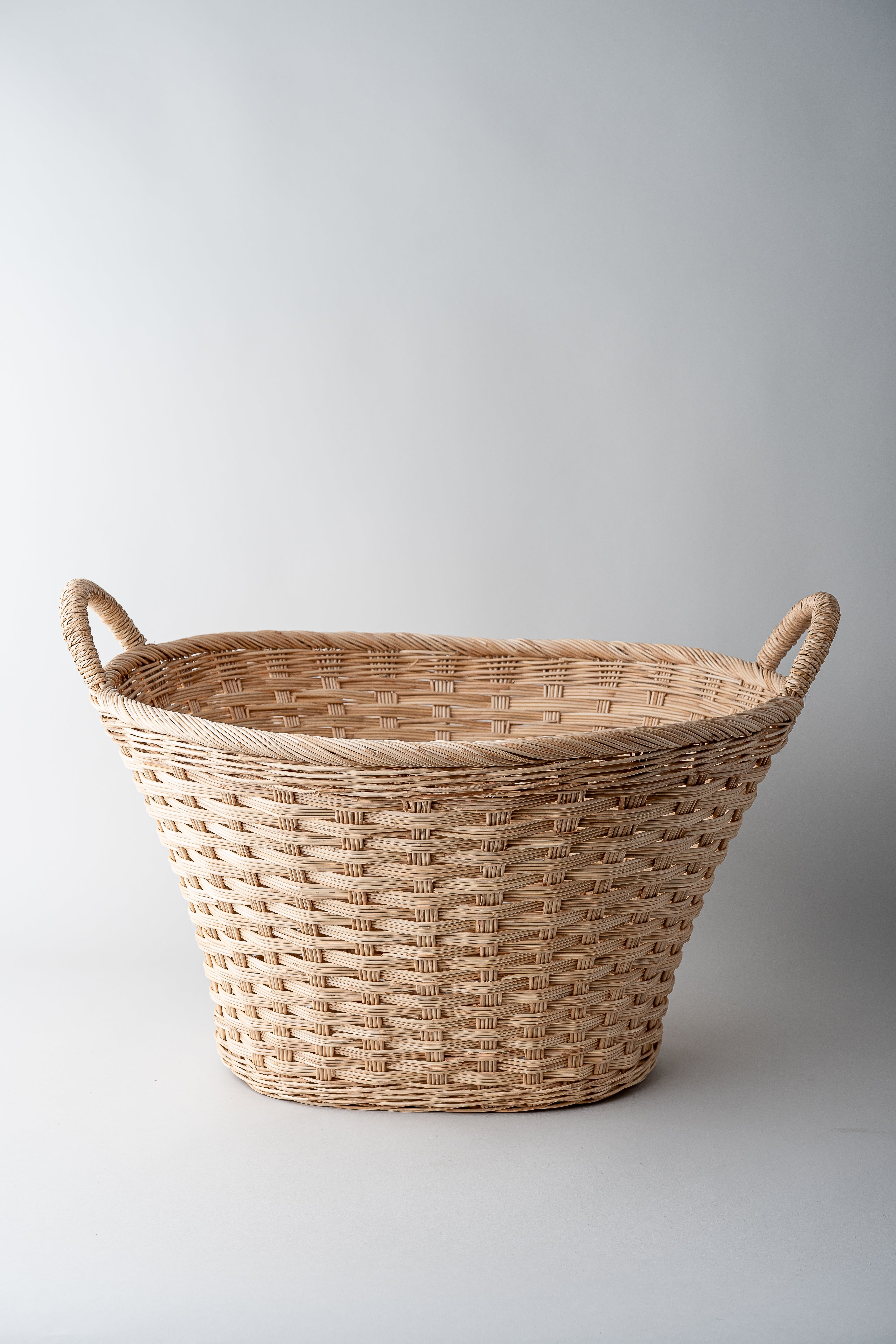 June large oval hamper basket