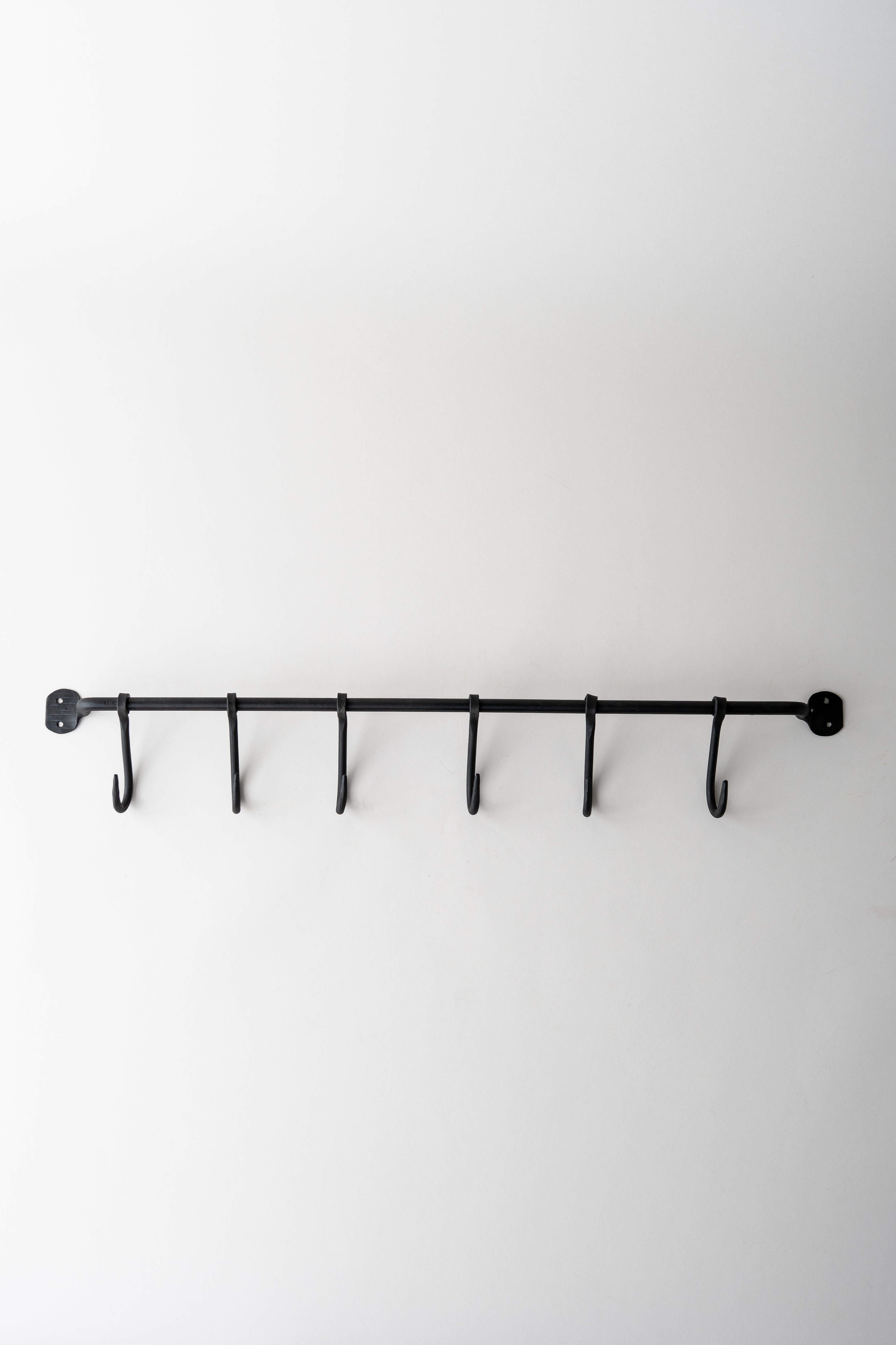 Loke Iron Rail with Hooks - Small