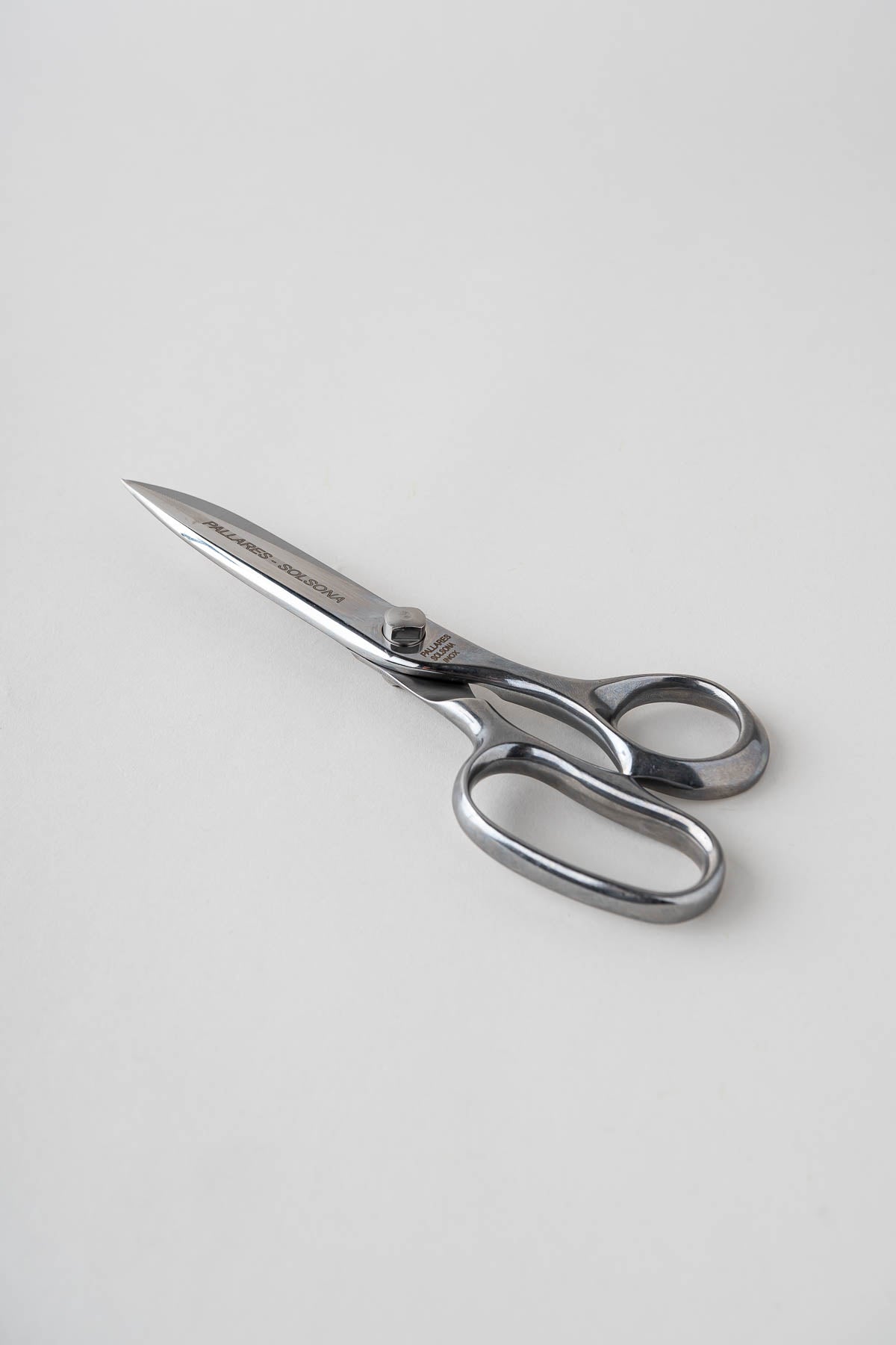 June Pallares Solsona Professional Kitchen Scissors