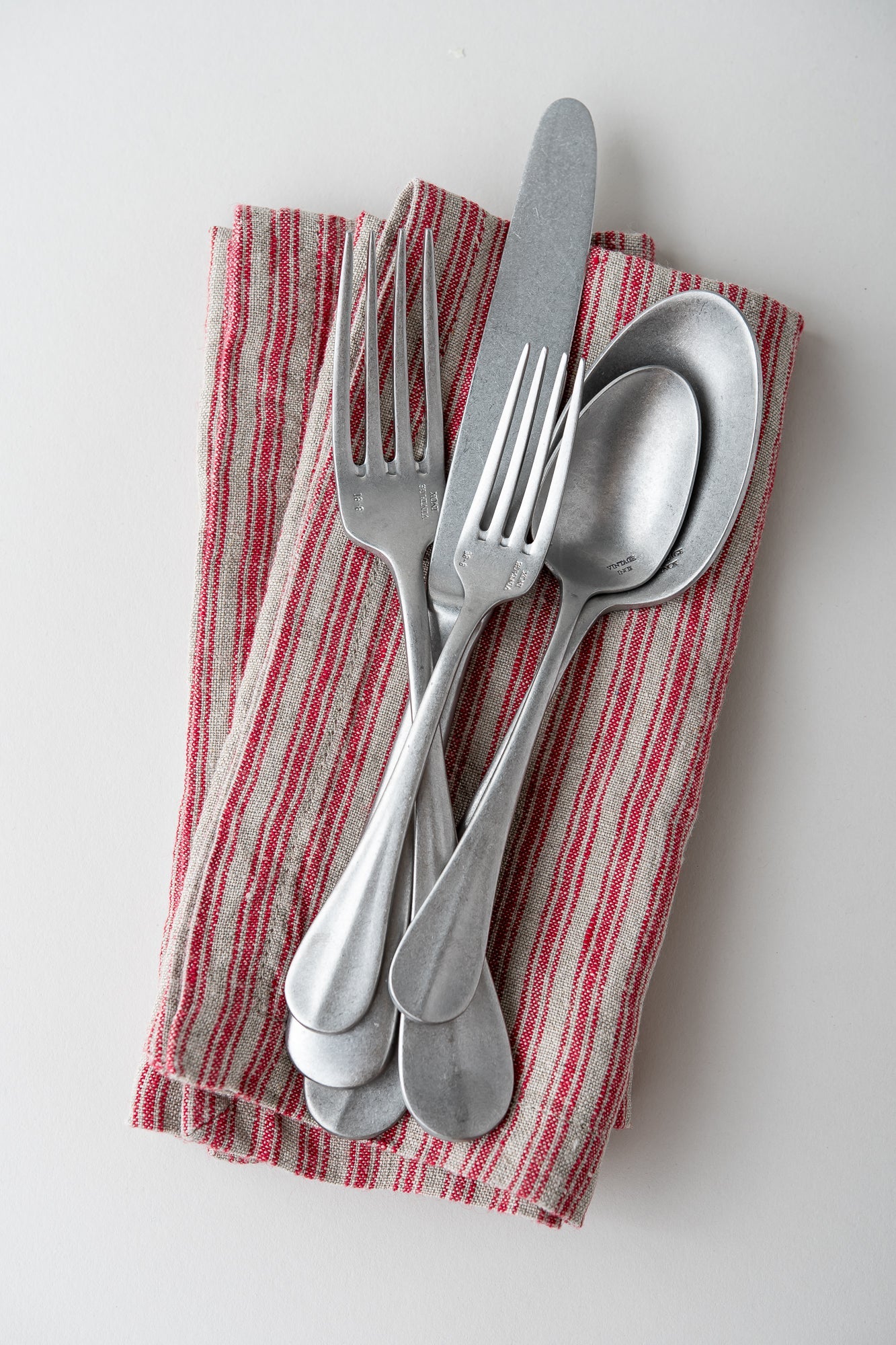 June Stonewashed Cutlery Set - Baguette - 5 Piece Set