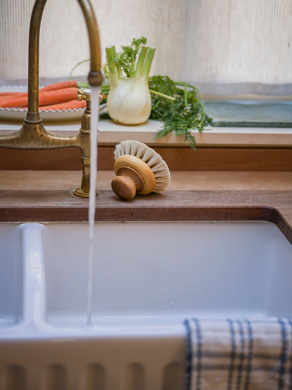 June Bath Brush