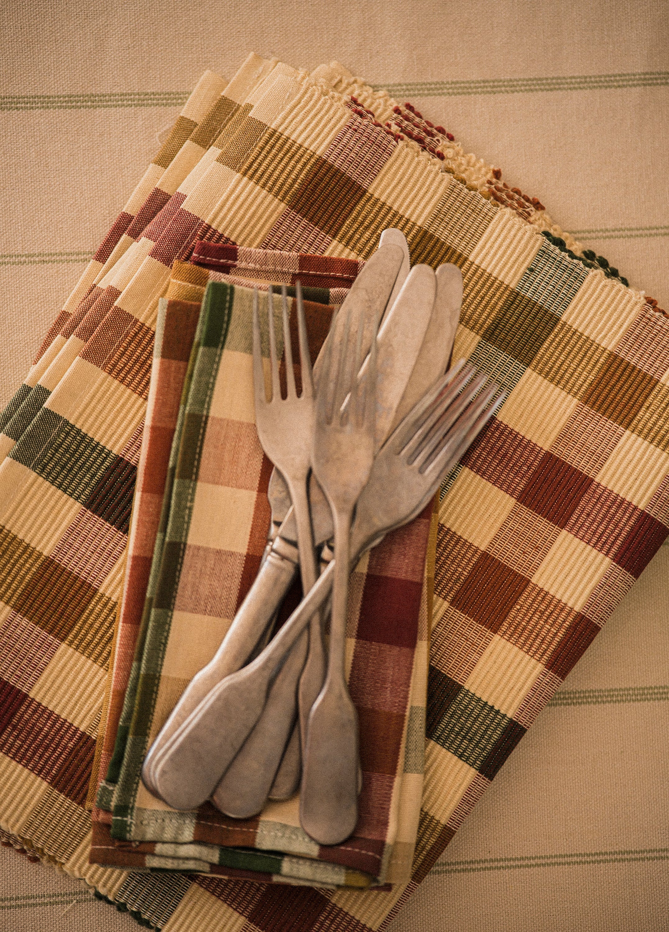 June Vintage Cutlery - 5 Piece Set