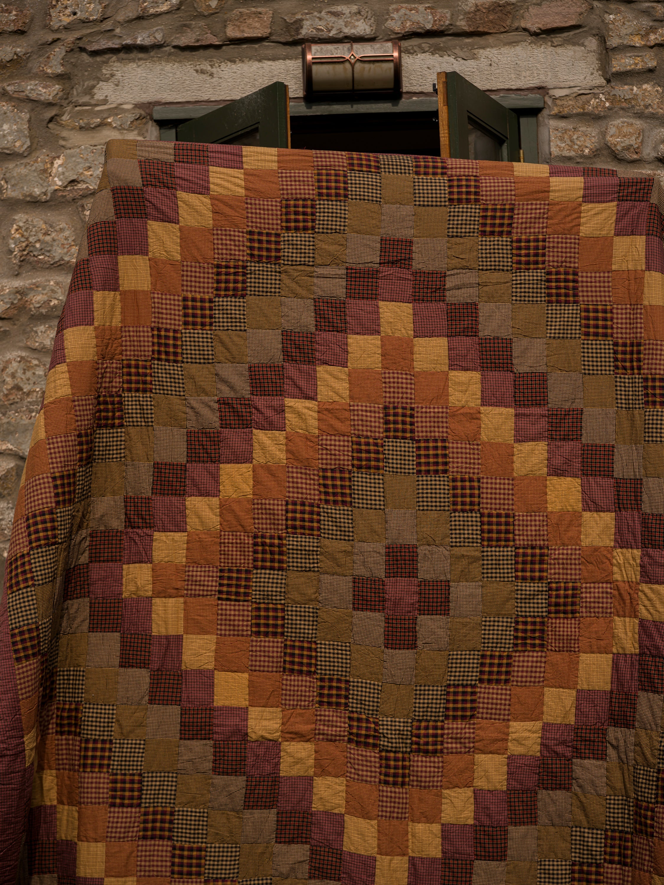 June Heritage Patchwork Cotton Quilt - Cherrywood