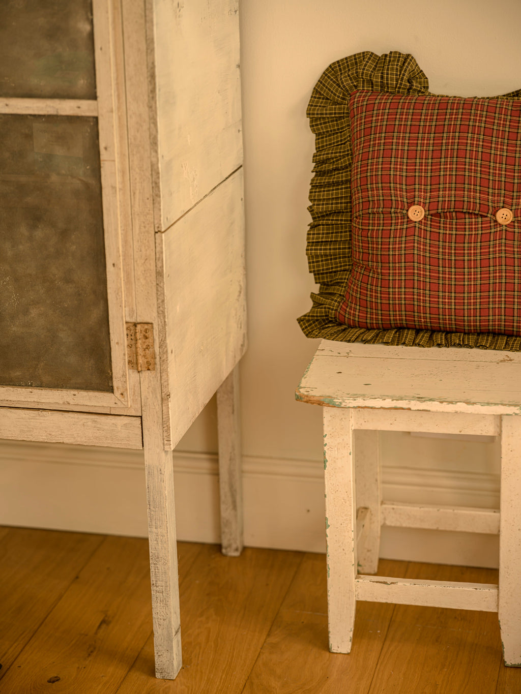 June Cotton Throw Cushion - Tartan Frill