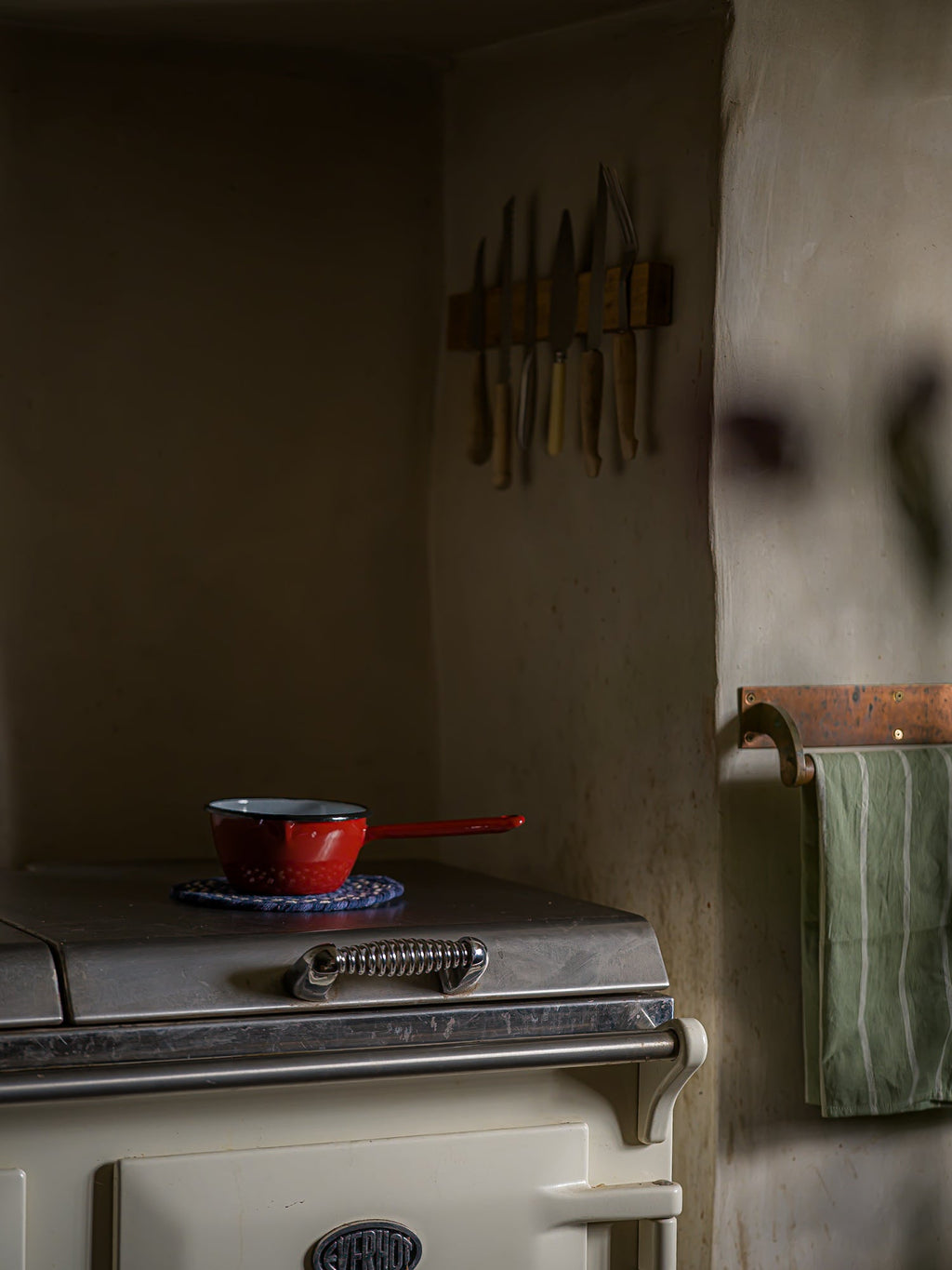 June Enamel Saucepan - Chestnut