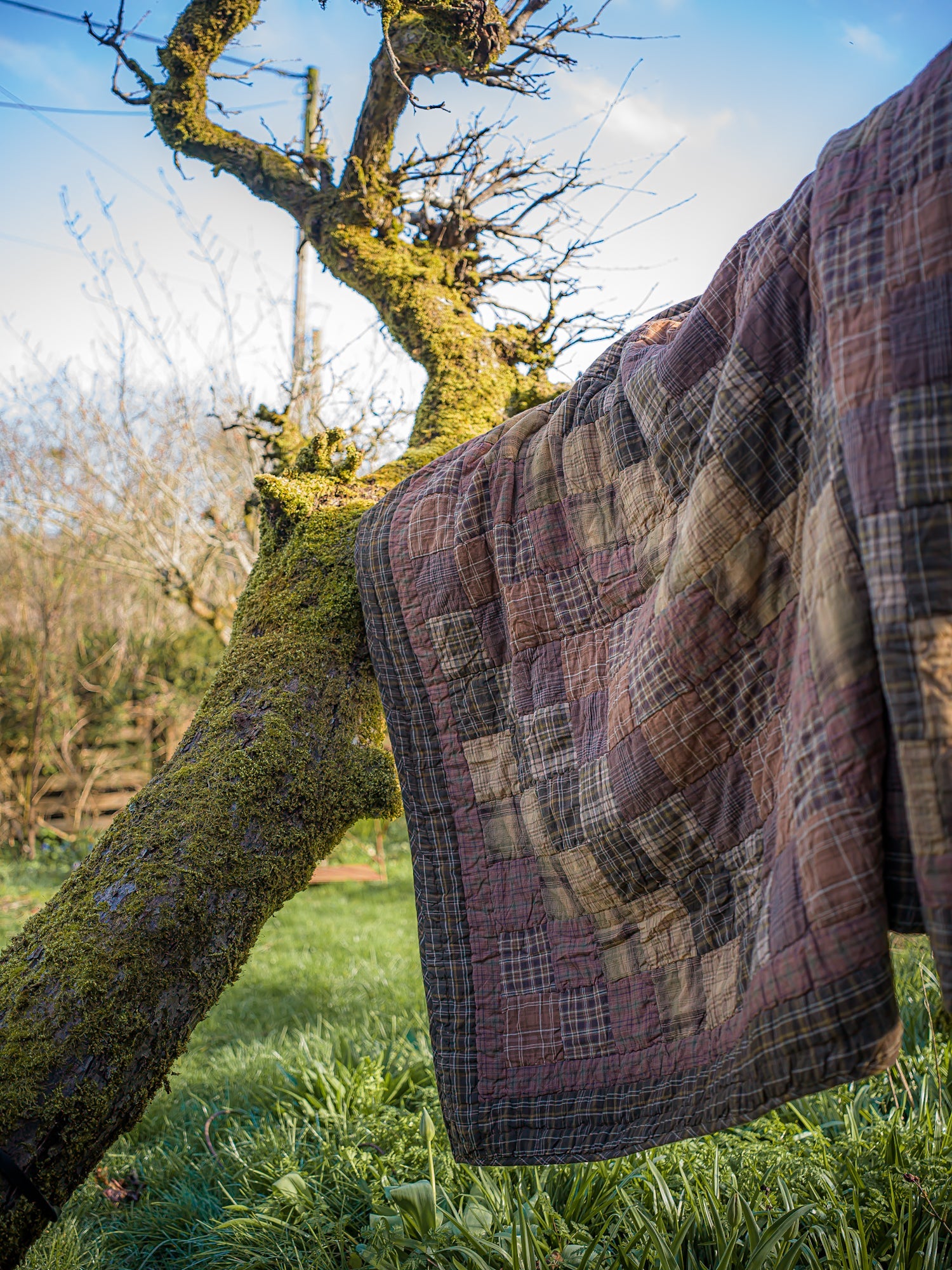 June Heritage Patchwork Cotton Queen Quilt - Rosewood