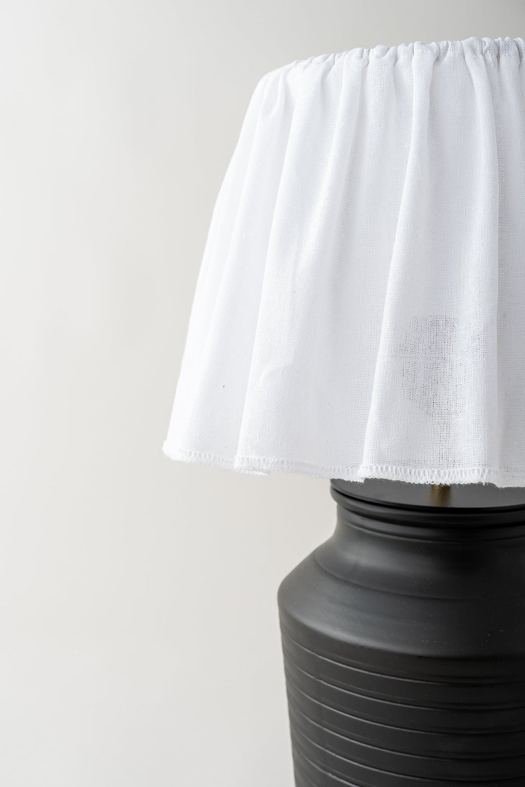 June Voltaire Grande Ruffled Table Lamp