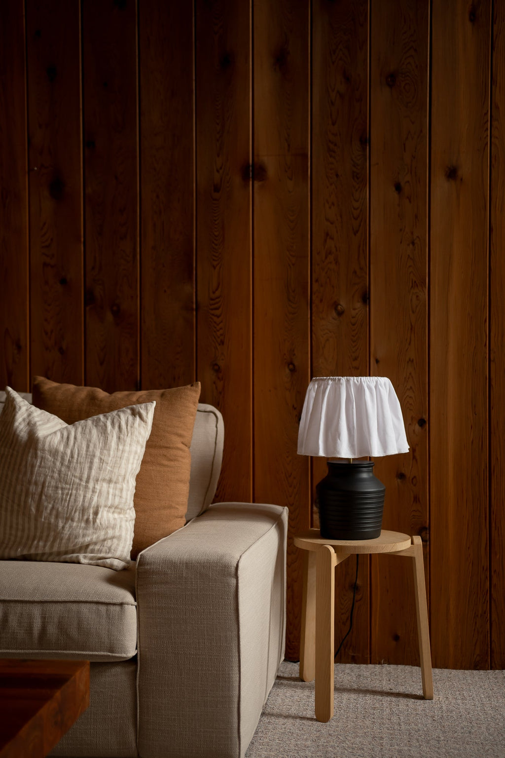 Voltaire Grande Ruffled Table Lamp