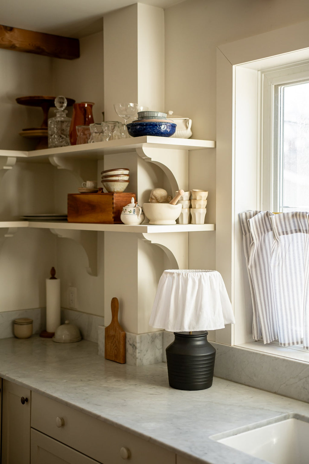 June Voltaire Grande Ruffled Table Lamp