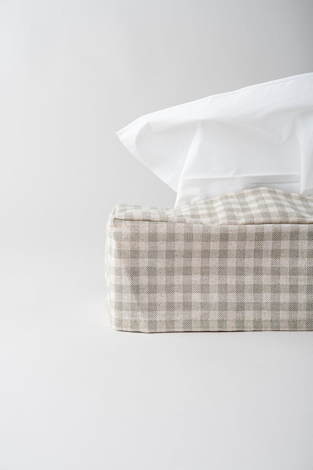June Woven Tissue Box Cover - Oat Gingham